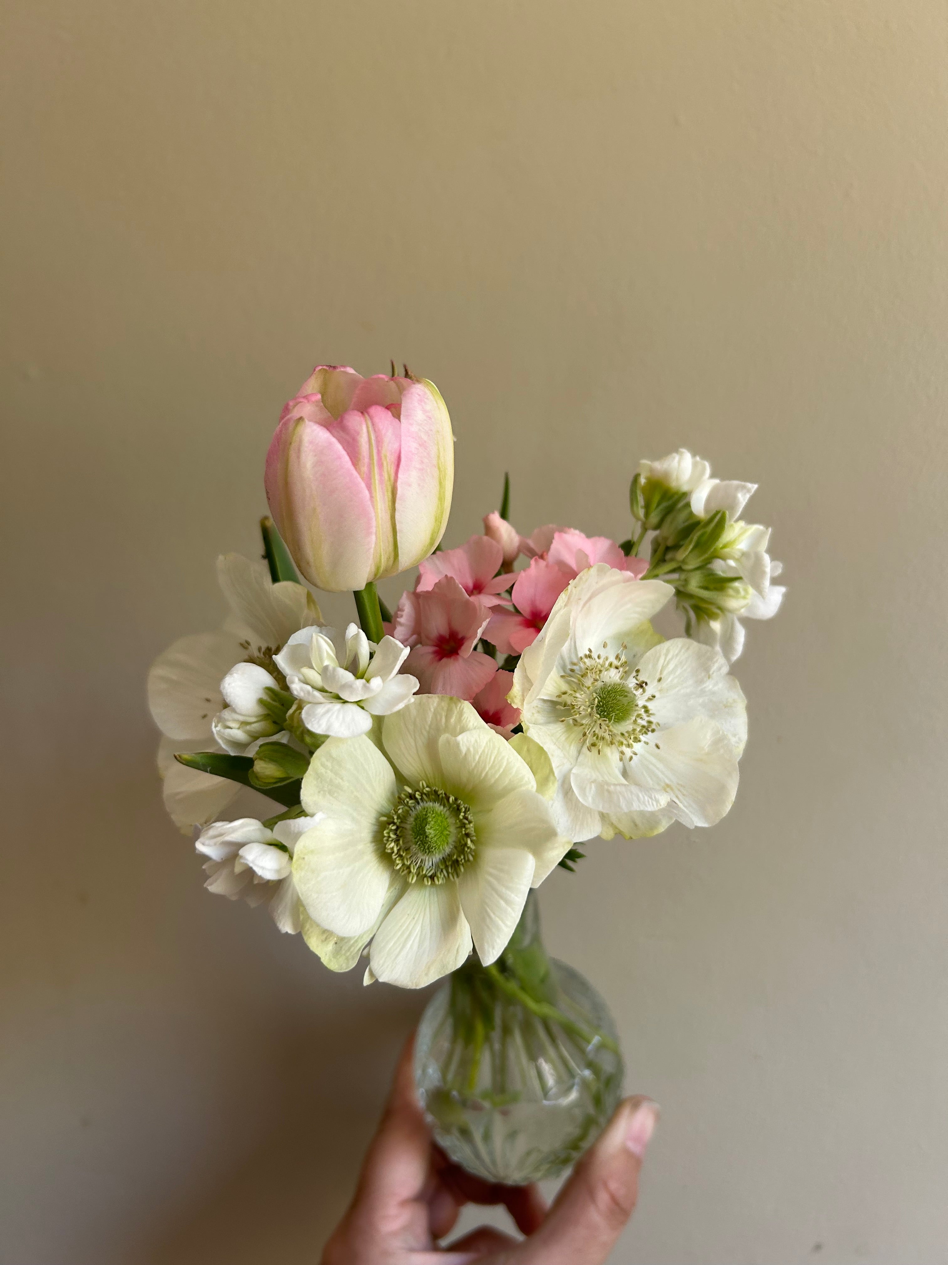 Secret Gardens DIY bud vase bar